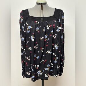 Lane Bryant Black Floral Top Crochet neckline detail